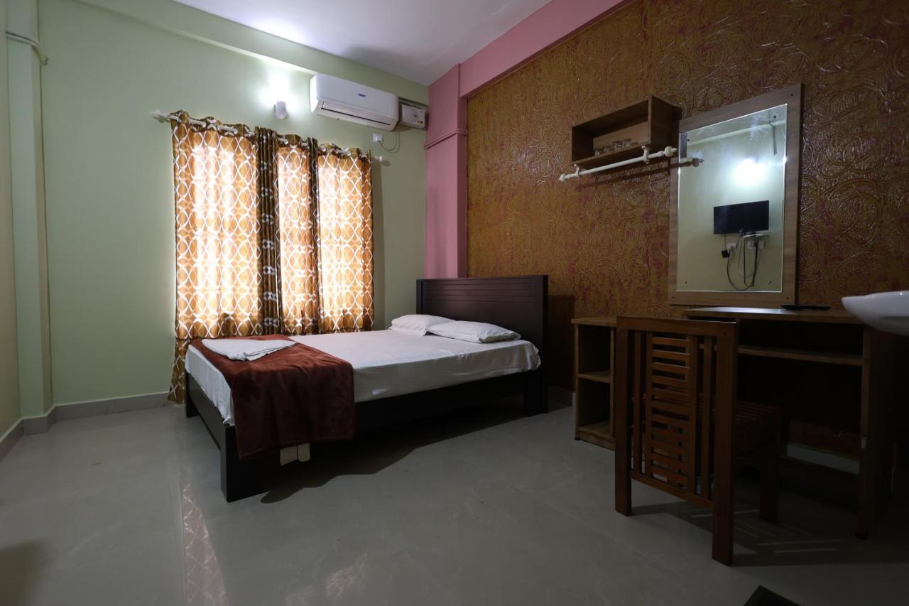 Wayanad Regal Residency Hotel Kalpetta Exterior photo